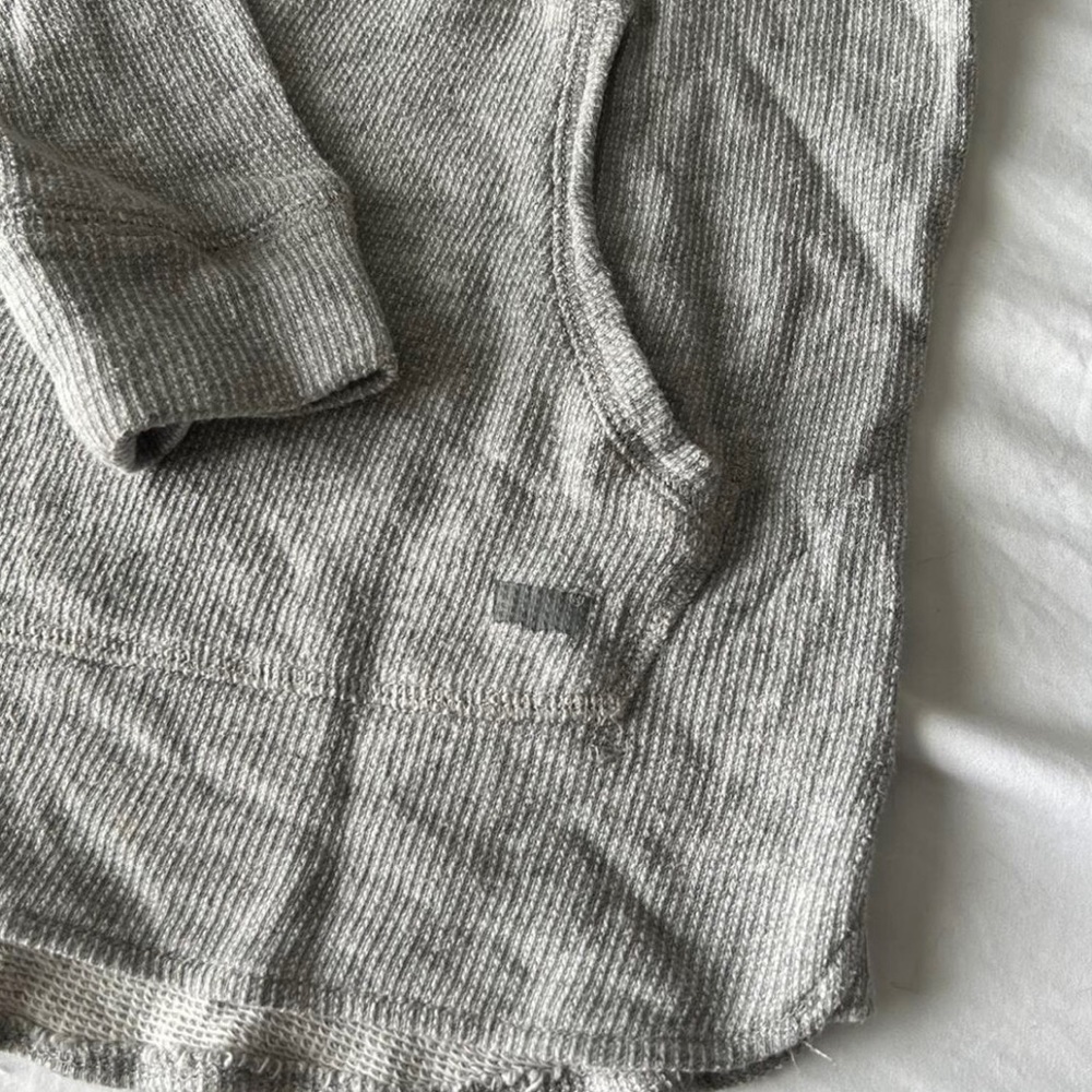 Levis Gray sweater with hoodies - Picture 3 of 4